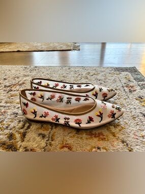 Kelly & Katie Blush Embroidered Floral Flats